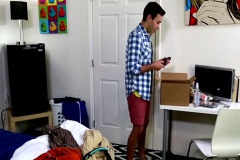 shlong Virgins Blake's First dildo