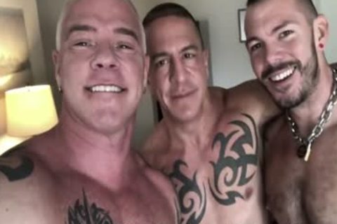 raw threesome Sextape