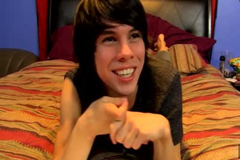 Kyler Moss jerk off Show