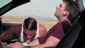 FalconStudios: Hunk Skyy Knox hard cumshot