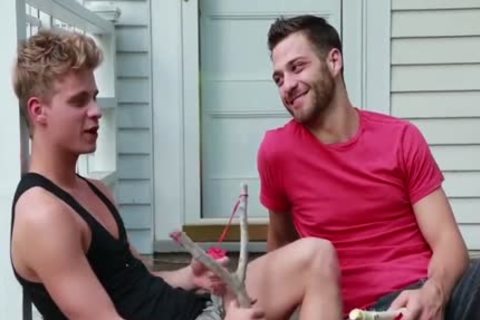 Booty finds irresistible good fucking