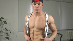 EastBoys: Hard ramming among muscled amateur