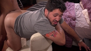 Bareback Me Daddy - Dirty Tommy expose big dick