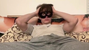 Maestro3369 Cumshow Polish lad Cumming